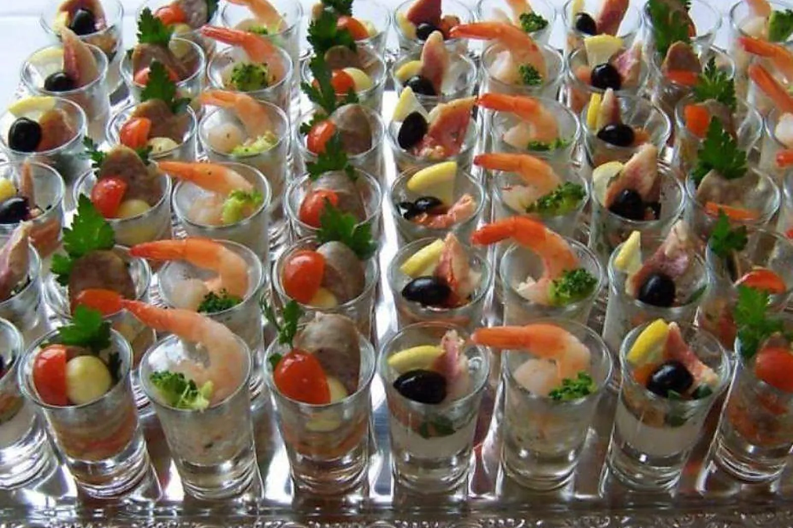 Normandie, TRAITEURS - SAINT-GEORGES-DES-GROSEILLERS (ORNE) : LICHTLÉ TRAITEUR FLERS