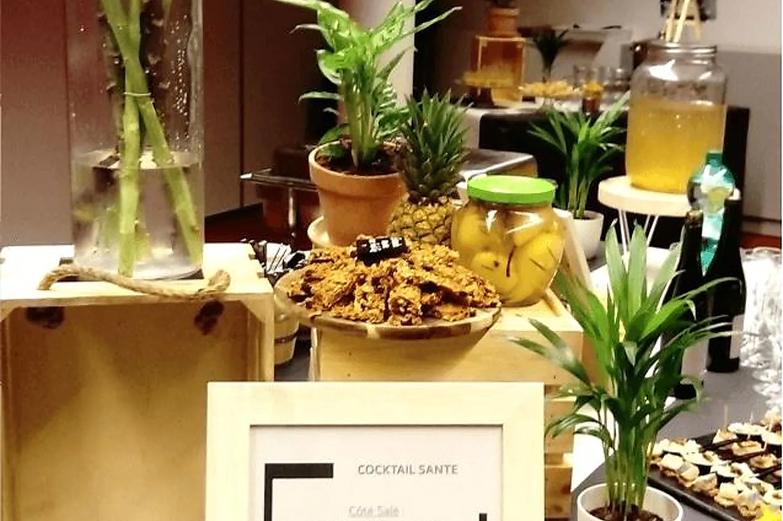 Pays de la Loire, TRAITEURS - SAINT-HERBLAIN (LOIRE-ATLANTIQUE) : MIDI ET DEMI