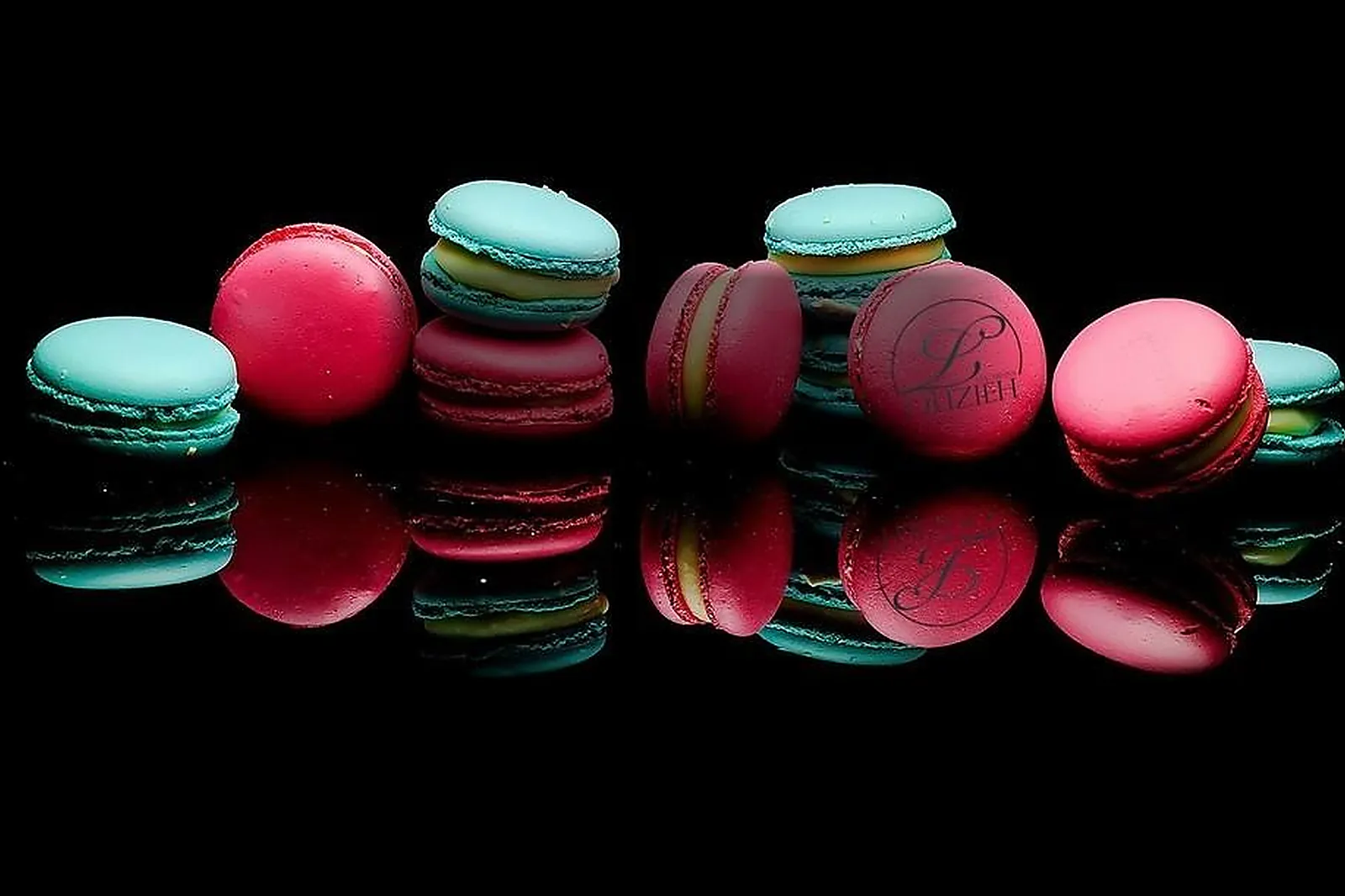 Languedoc-Roussillon-Midi-Pyrénées, TRAITEURS - SAINT-JORY (HAUTE-GARONNE) : MACARONS LOUZIEH