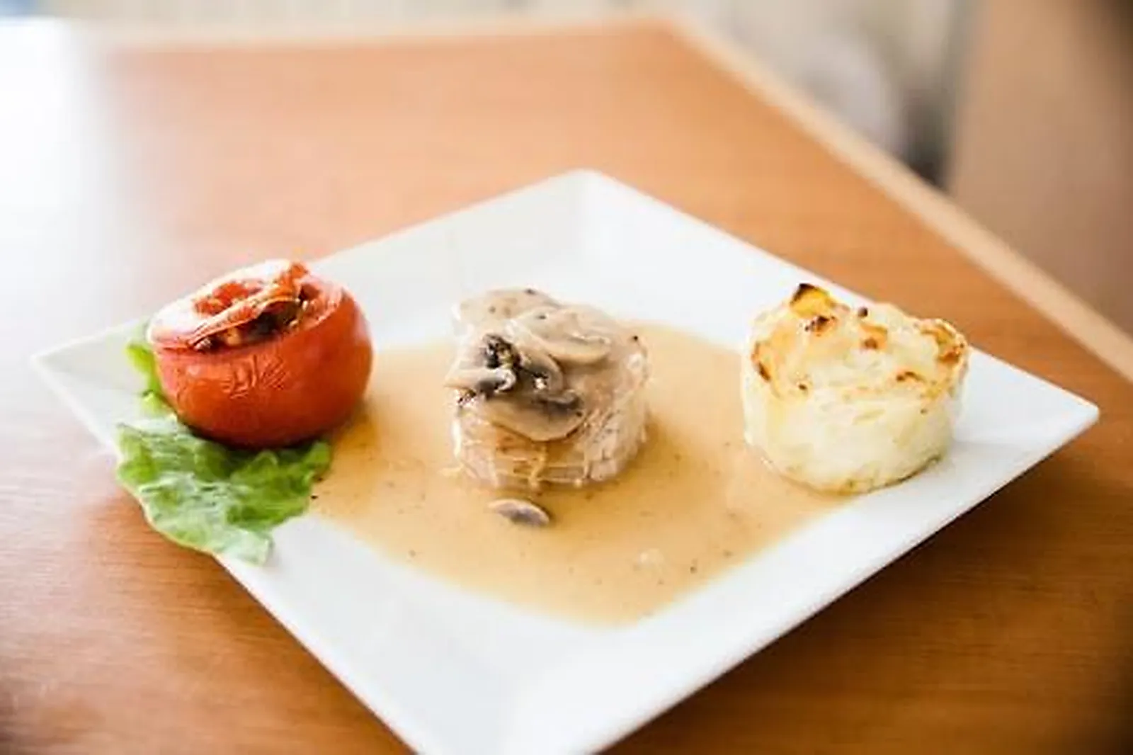 Pays de la Loire, TRAITEURS - SAINT-LAURENT-DES-AUTELS (MAINE-ET-LOIRE) : TRAITEUR MERCIER