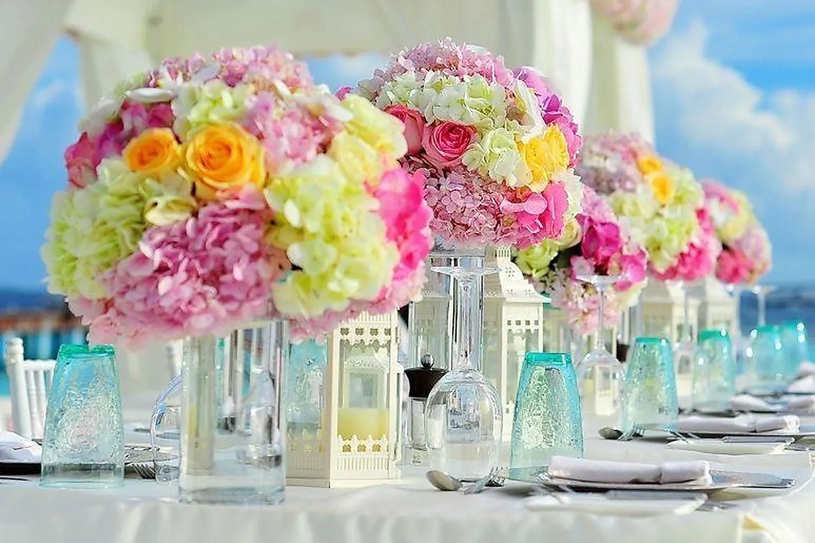 Languedoc-Roussillon-Midi-Pyrénées, TRAITEURS - SAINT-MAMERT-DU-GARD (GARD) : LYEL TRAITEUR