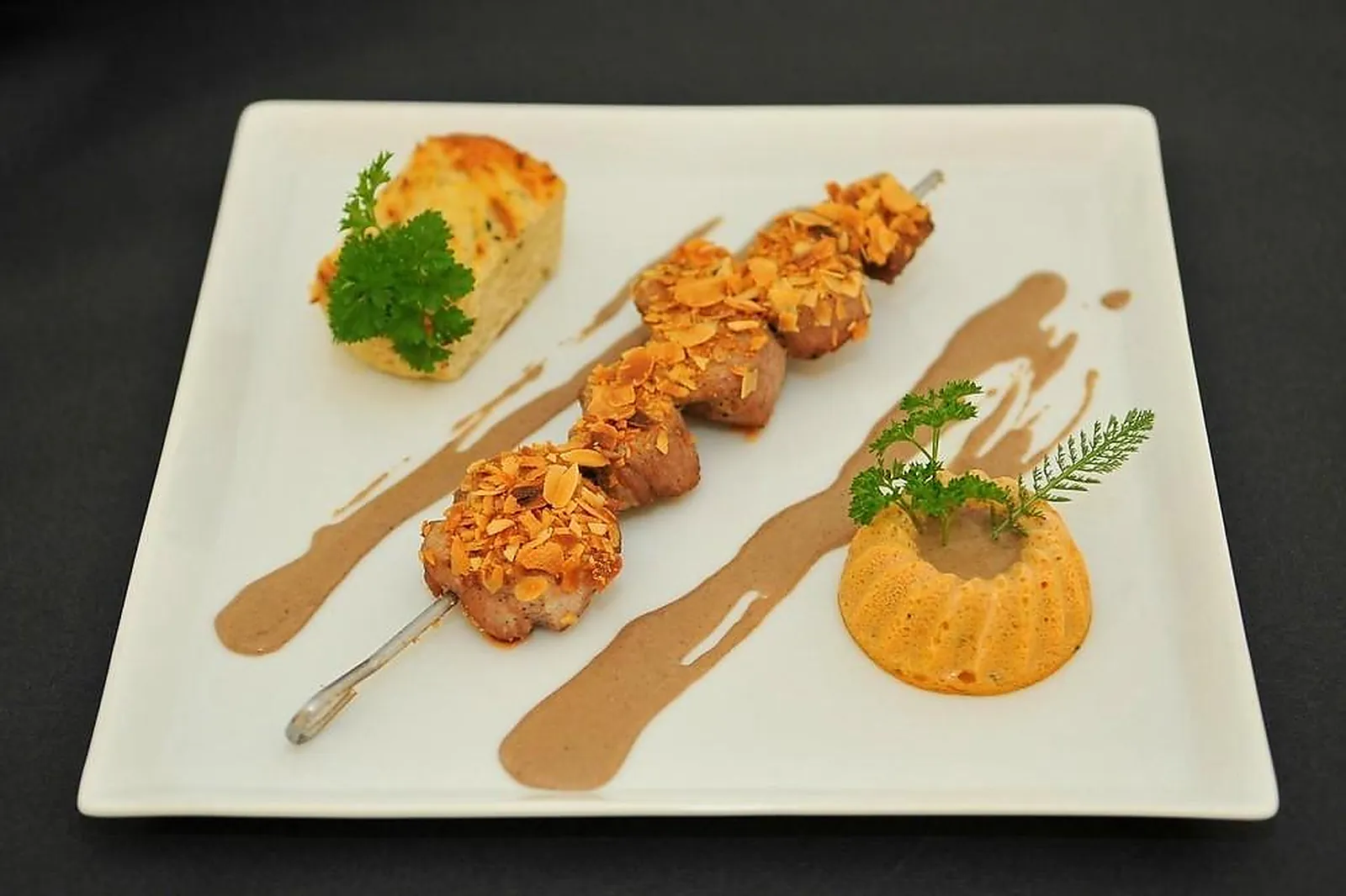 Aquitaine-Limousin-Poitou-Charentes, TRAITEURS - SAINT-MEDARD-EN-JALLES (GIRONDE) : ELYSE TRAITEUR