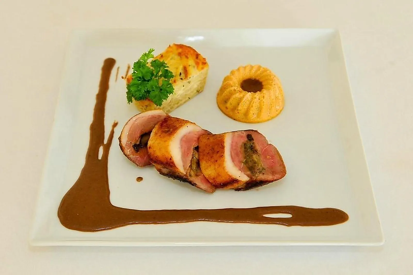 Aquitaine-Limousin-Poitou-Charentes, TRAITEURS - SAINT-MEDARD-EN-JALLES (GIRONDE) : ELYSE TRAITEUR