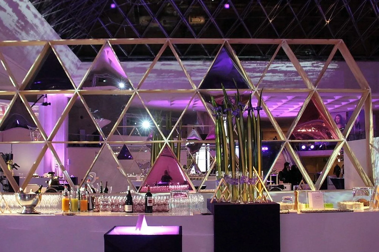 Île-de-France, TRAITEURS - SAINT-OUEN (SEINE-SAINT-DENIS) : FLEUR DE METS