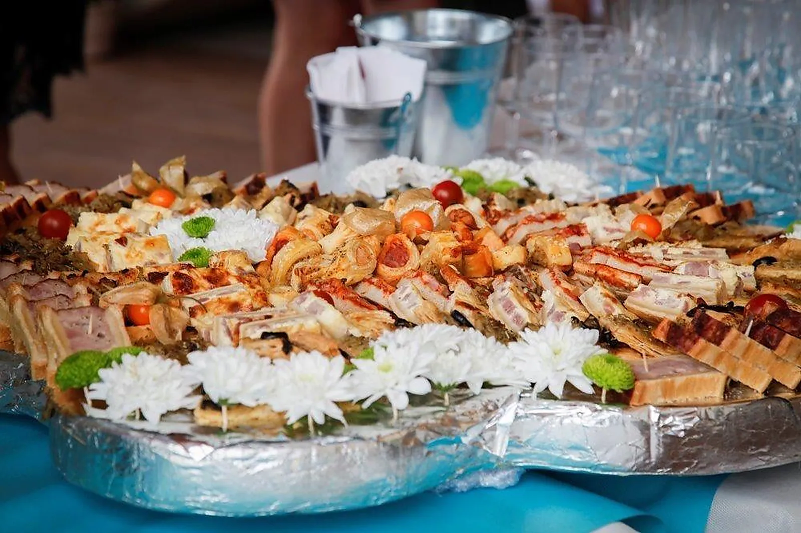 Auvergne-Rhône-Alpes, TRAITEURS - SAINT-PERAY (ARDÈCHE) : MAISON GAMON