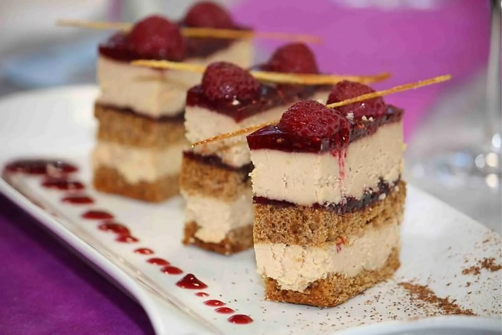 Auvergne-Rhône-Alpes, TRAITEURS - SAINT-PERAY (ARDÈCHE) : MAISON GAMON