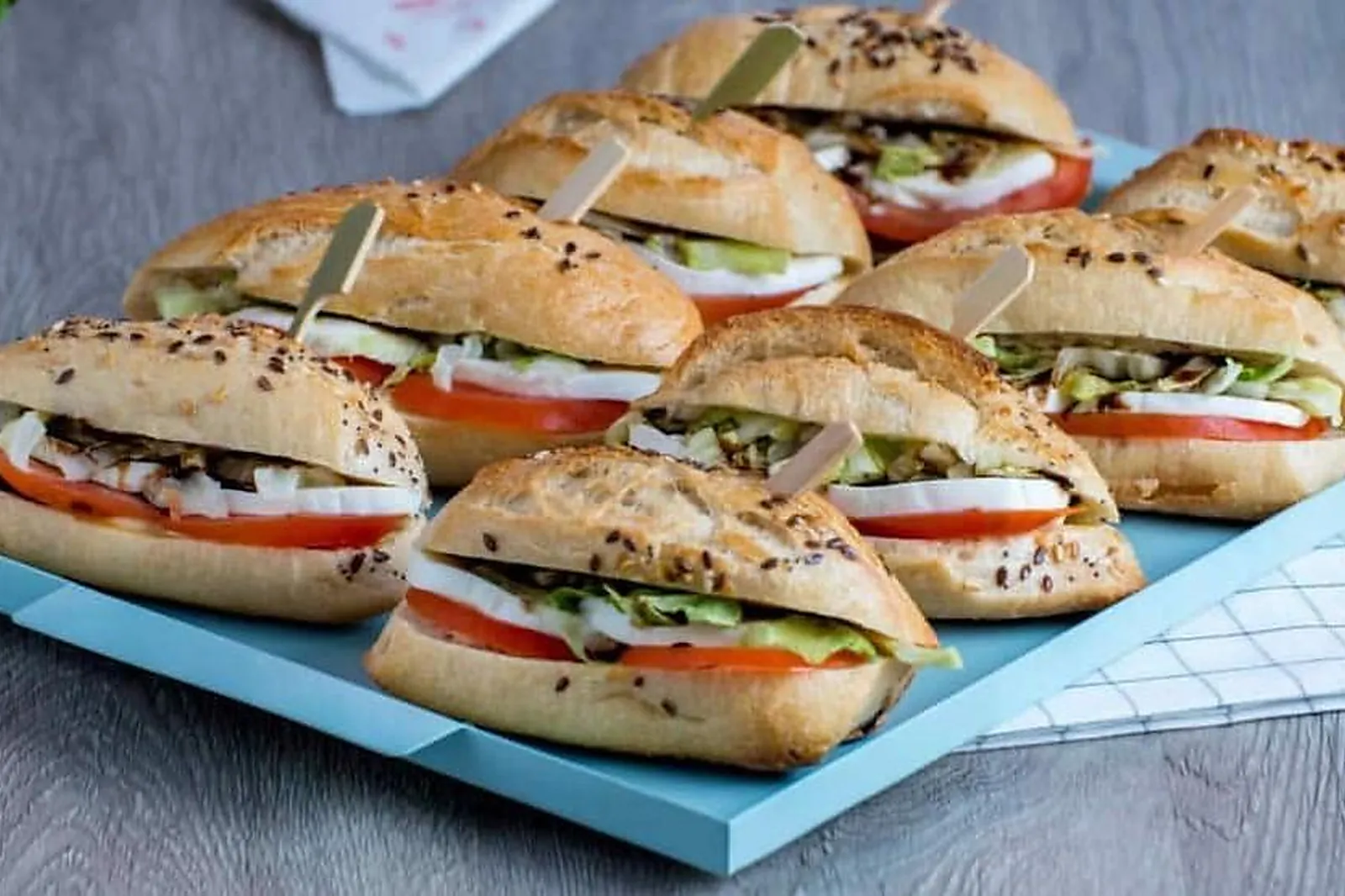 Auvergne-Rhône-Alpes, TRAITEURS - SAINT-PRIEST (RHÔNE) : GOURMET’S EVENTS