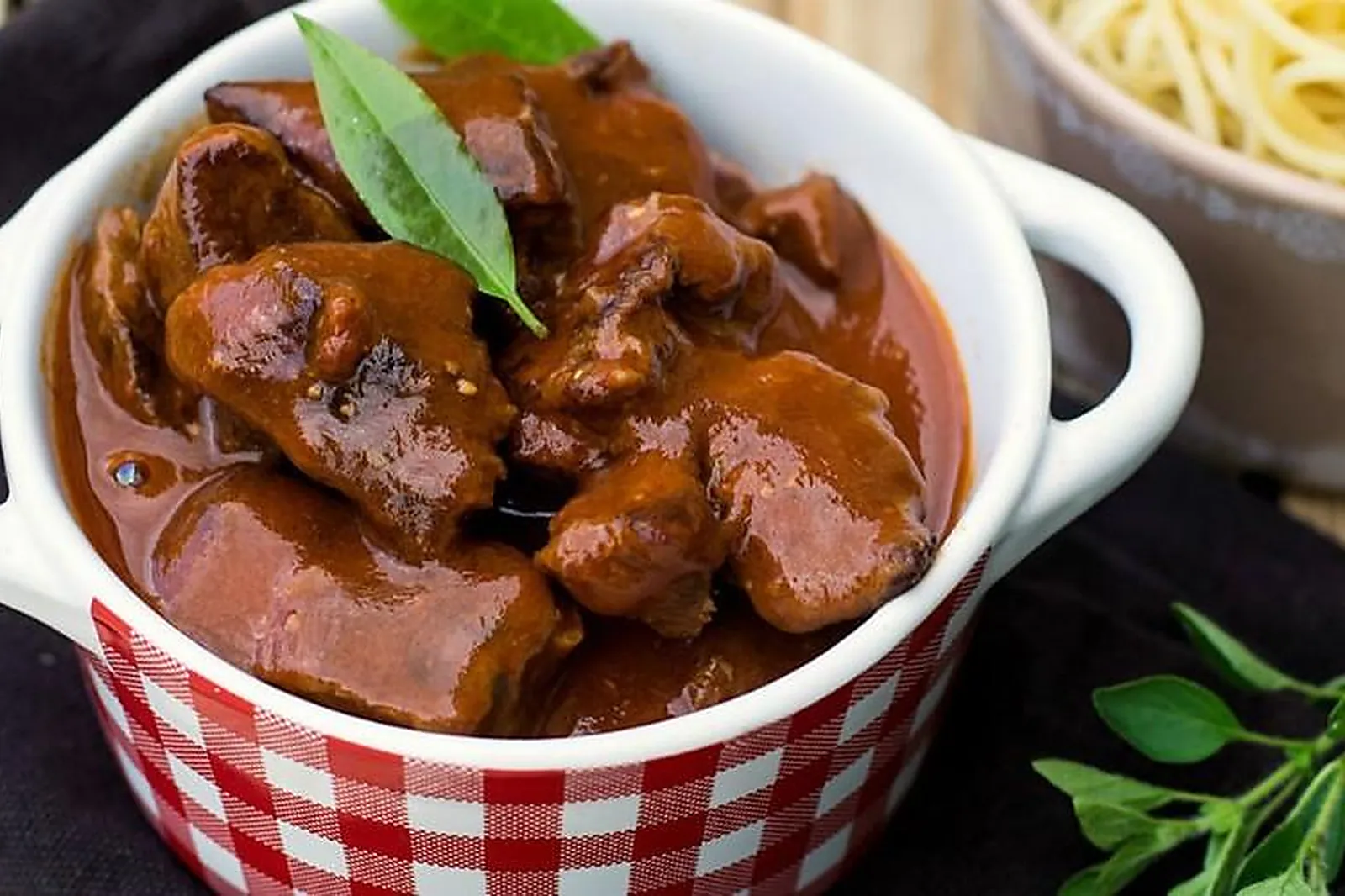 Languedoc-Roussillon-Midi-Pyrénées, TRAITEURS - SAUSSAN (HÉRAULT) : TRAITEUR LAURENT