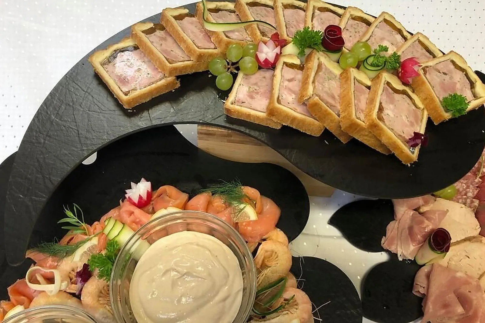 Alsace-Champagne-Ardenne-Lorraine, TRAITEURS - STAFFELFELDEN (HAUT-RHIN) : TRAITEUR SIMON