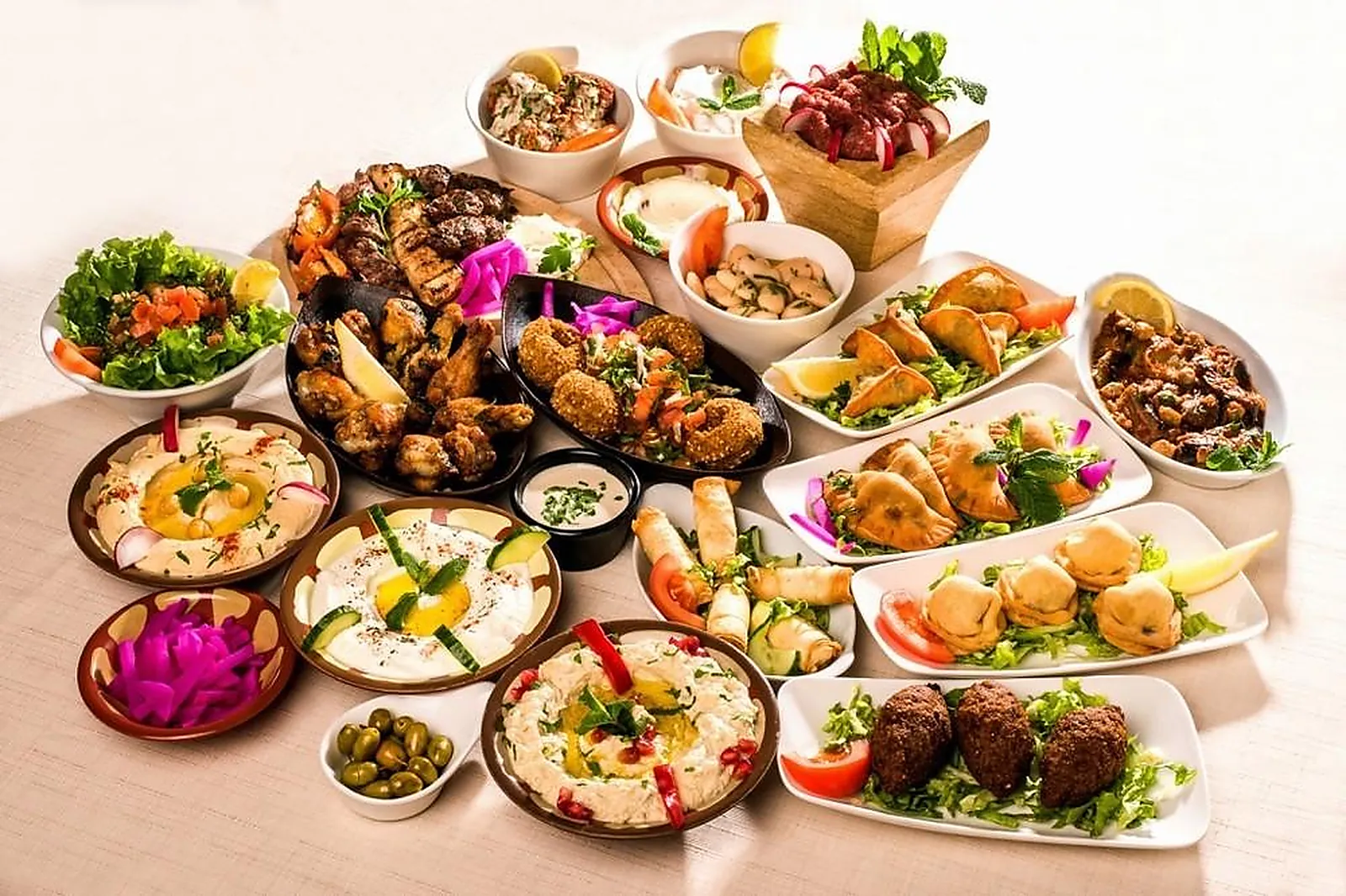 Alsace-Champagne-Ardenne-Lorraine, TRAITEURS - STRASBOURG (BAS-RHIN) : AU CÈDRE