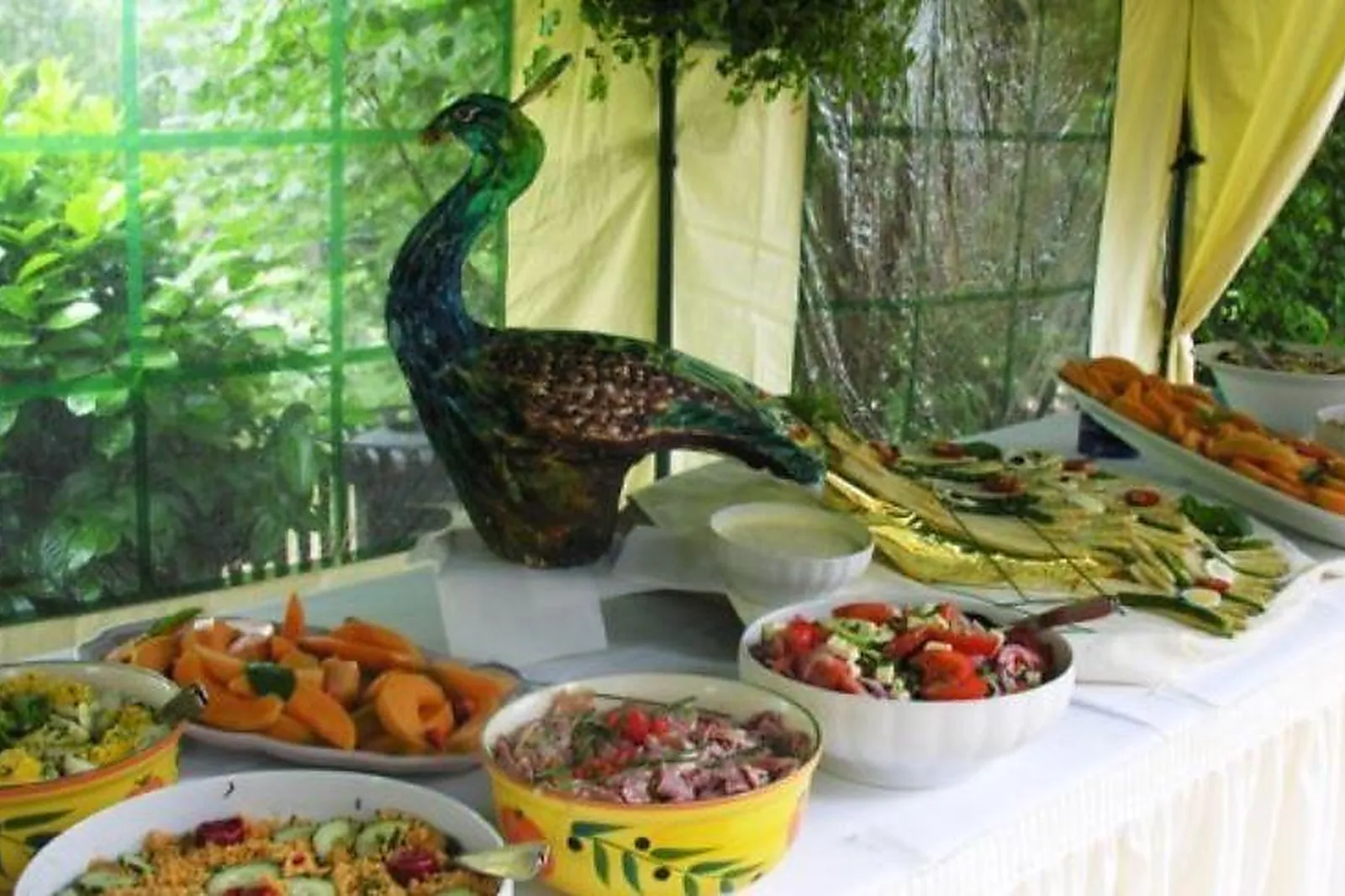 Auvergne-Rhône-Alpes, TRAITEURS - ST-GEORGES-D’ESPERANCHE (ISÈRE) : BERTHET TRAITEUR