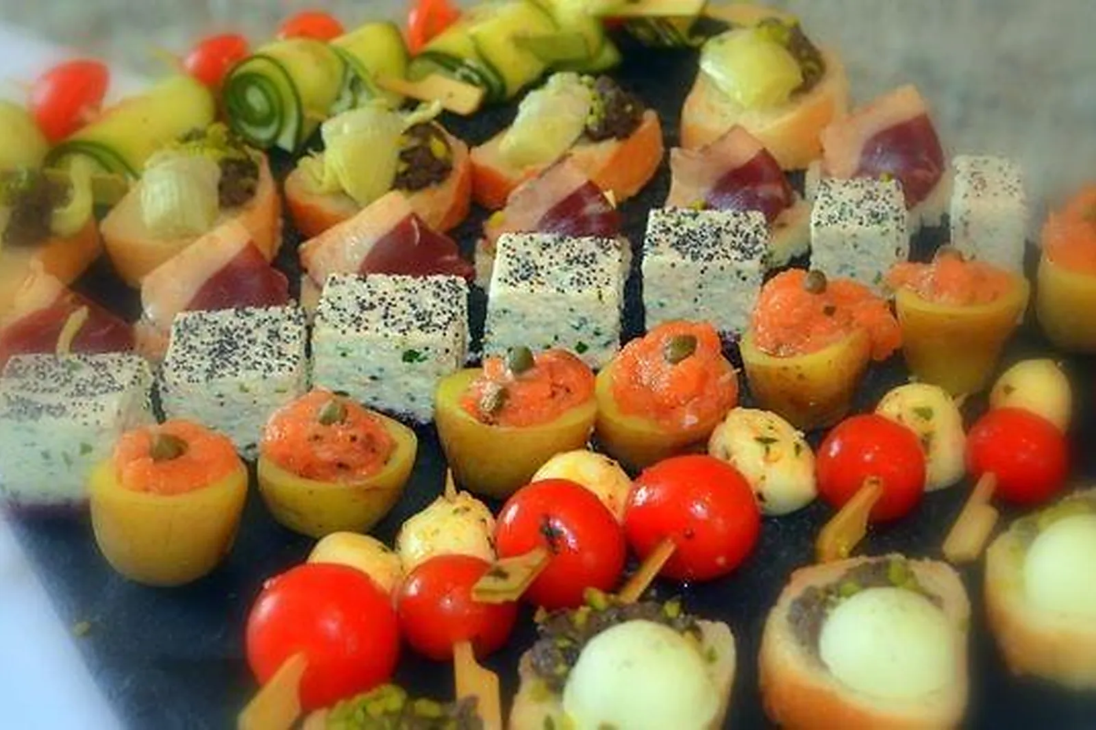 Auvergne-Rhône-Alpes, TRAITEURS - SEYNOD (HAUTE-SAVOIE) : TRAITEUR VIRET