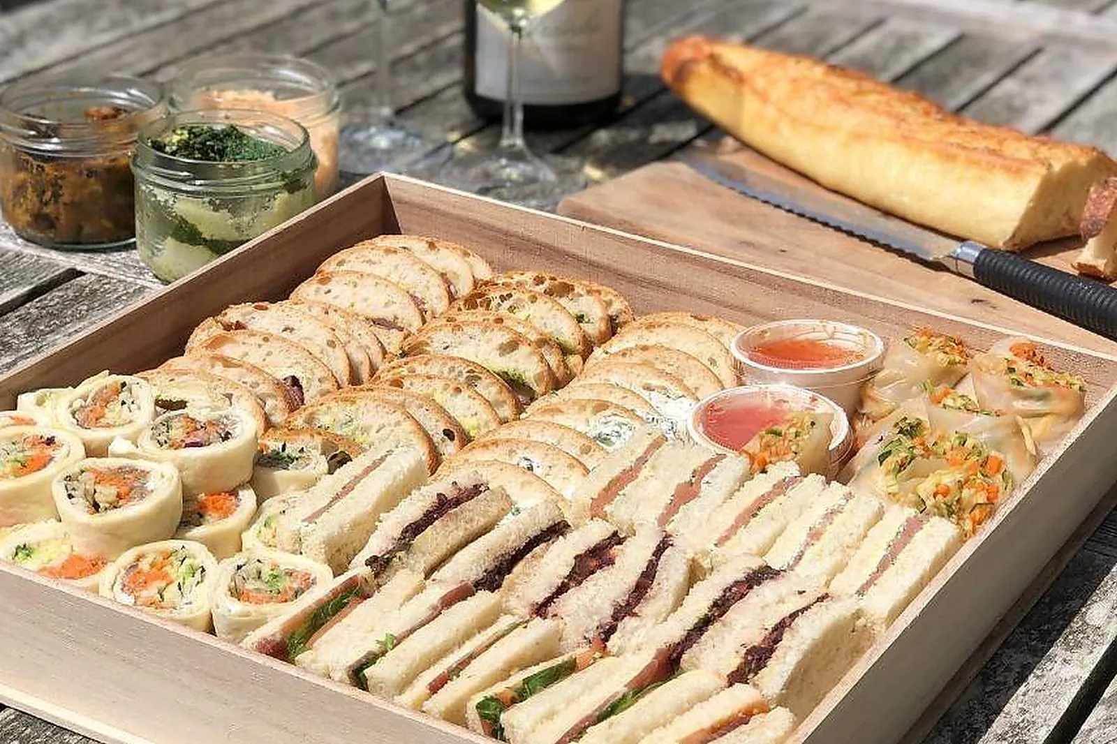 Normandie, TRAITEURS - TOURGEVILLE (CALVADOS) : HENRI MOREL RÉCEPTIONS