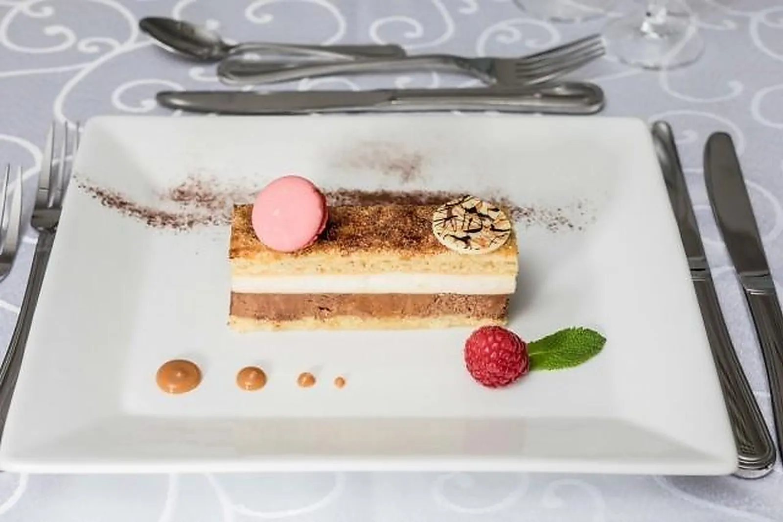 Île-de-France, TRAITEURS - TOURNAN-EN-BRIE (SEINE-ET-MARNE) : LE PETIT GOURMET TRAITEUR