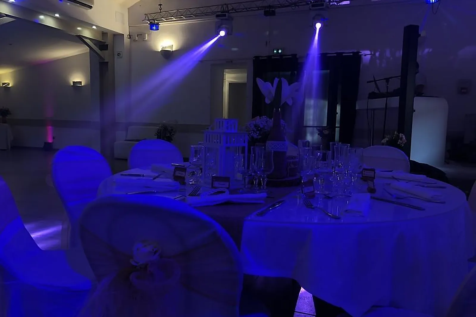 Provence-Alpes-Côte d'Azur, TRAITEURS - TRETS (BOUCHES-DU-RHÔNE) : CINO TRAITEUR