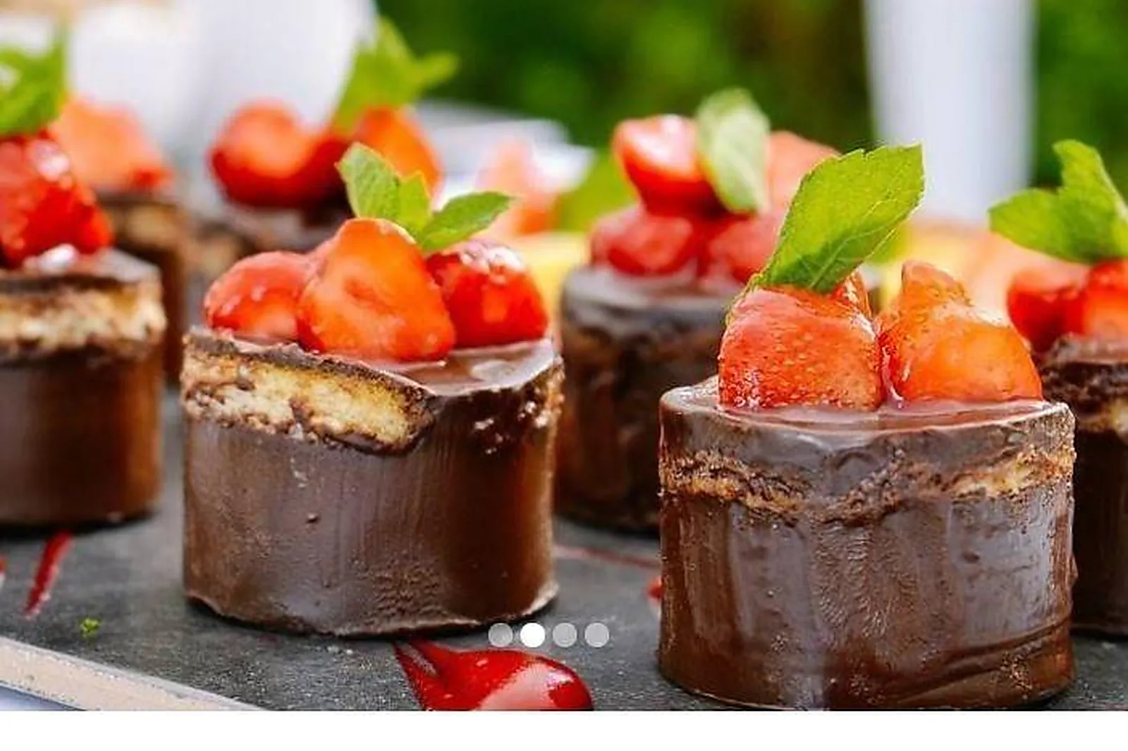 Pays de la Loire, TRAITEURS - VALANJOU (MAINE-ET-LOIRE) : DELAUNAY ET FILS