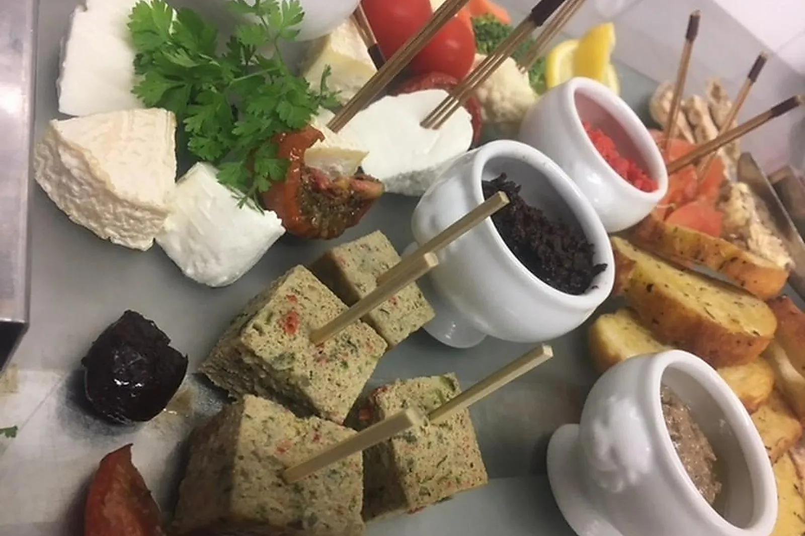 Provence-Alpes-Côte d'Azur, TRAITEURS - VEDENE (VAUCLUSE) : LE RAMIER TRAITEUR