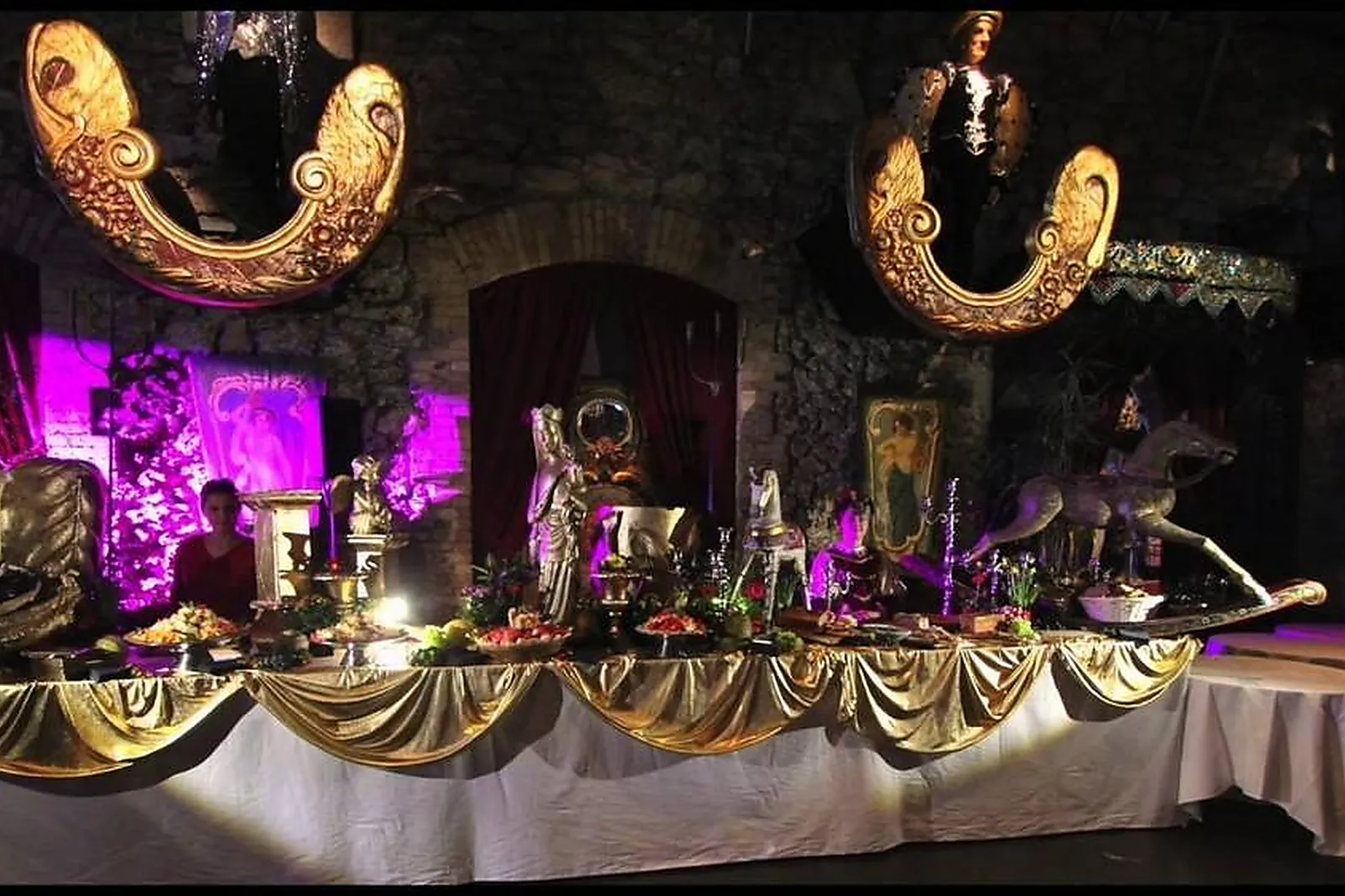 Traiteurs, TRAITEURS - VILLENEUVE-LE-ROI (VAL-DE-MARNE) : BELTOISE CLAMENS