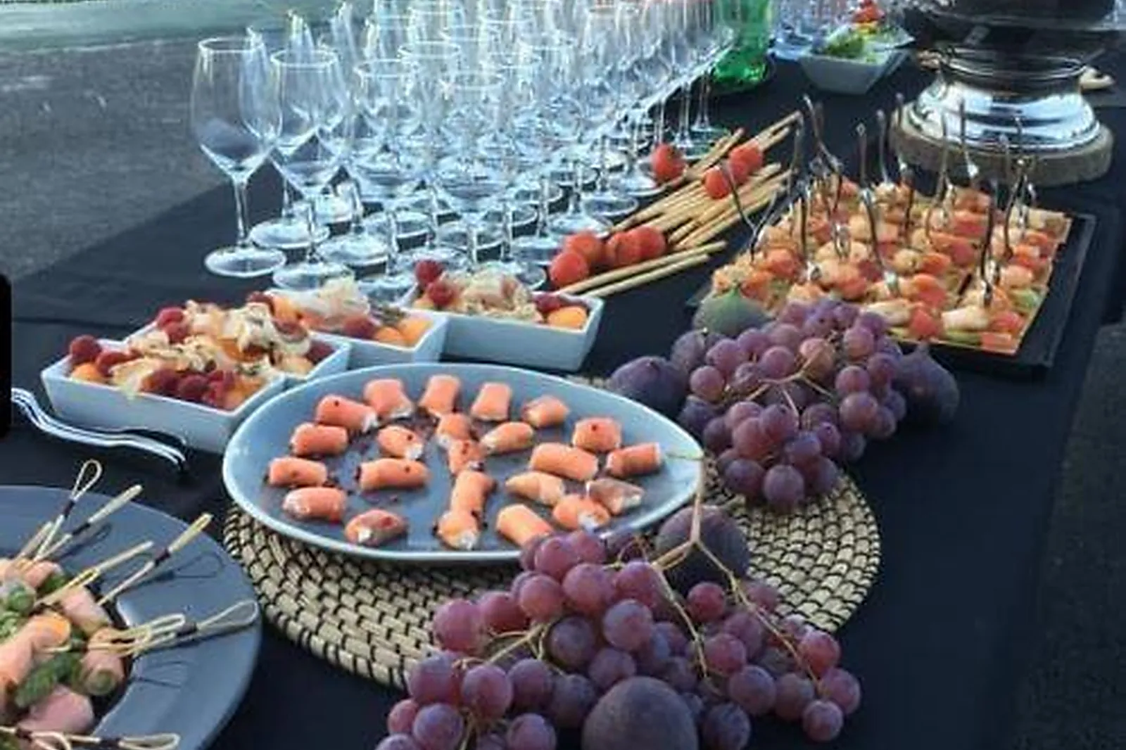 Aquitaine-Limousin-Poitou-Charentes, TRAITEURS - VARETZ (CORRÈZE) : EVÈNEMENT  CIE