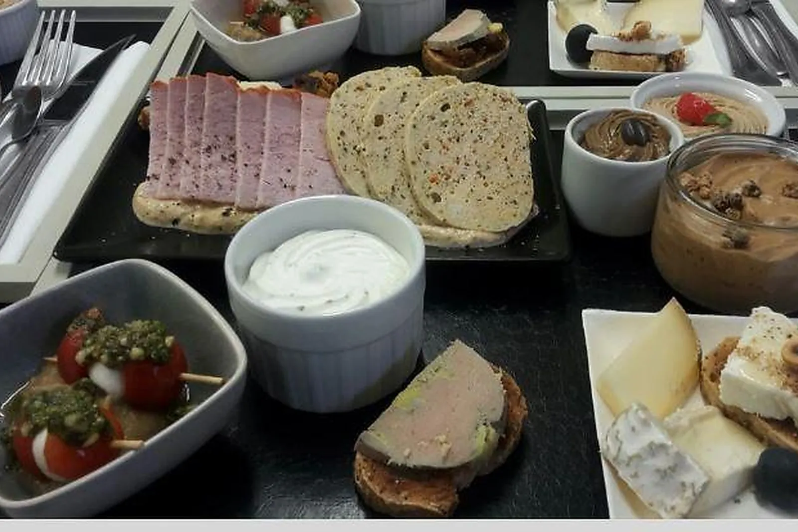 Aquitaine-Limousin-Poitou-Charentes, TRAITEURS - AGEN (LOT-ET-GARONNE) : VOTRE CHEF CHEZ VOUS VALÉRIE SIEURAC