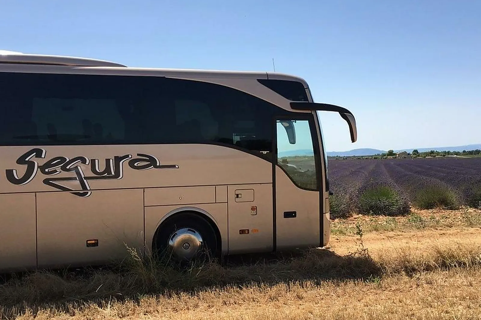 Transfert, VÉHICULES DE PRESTIGE - ARLES (BOUCHES-DU-RHÔNE) : AUTOCARS SEGURA