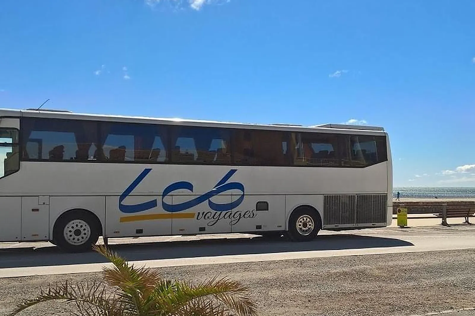 Transfert, VÉHICULES DE PRESTIGE - BERGERAC (DORDOGNE) : LCB VOYAGES