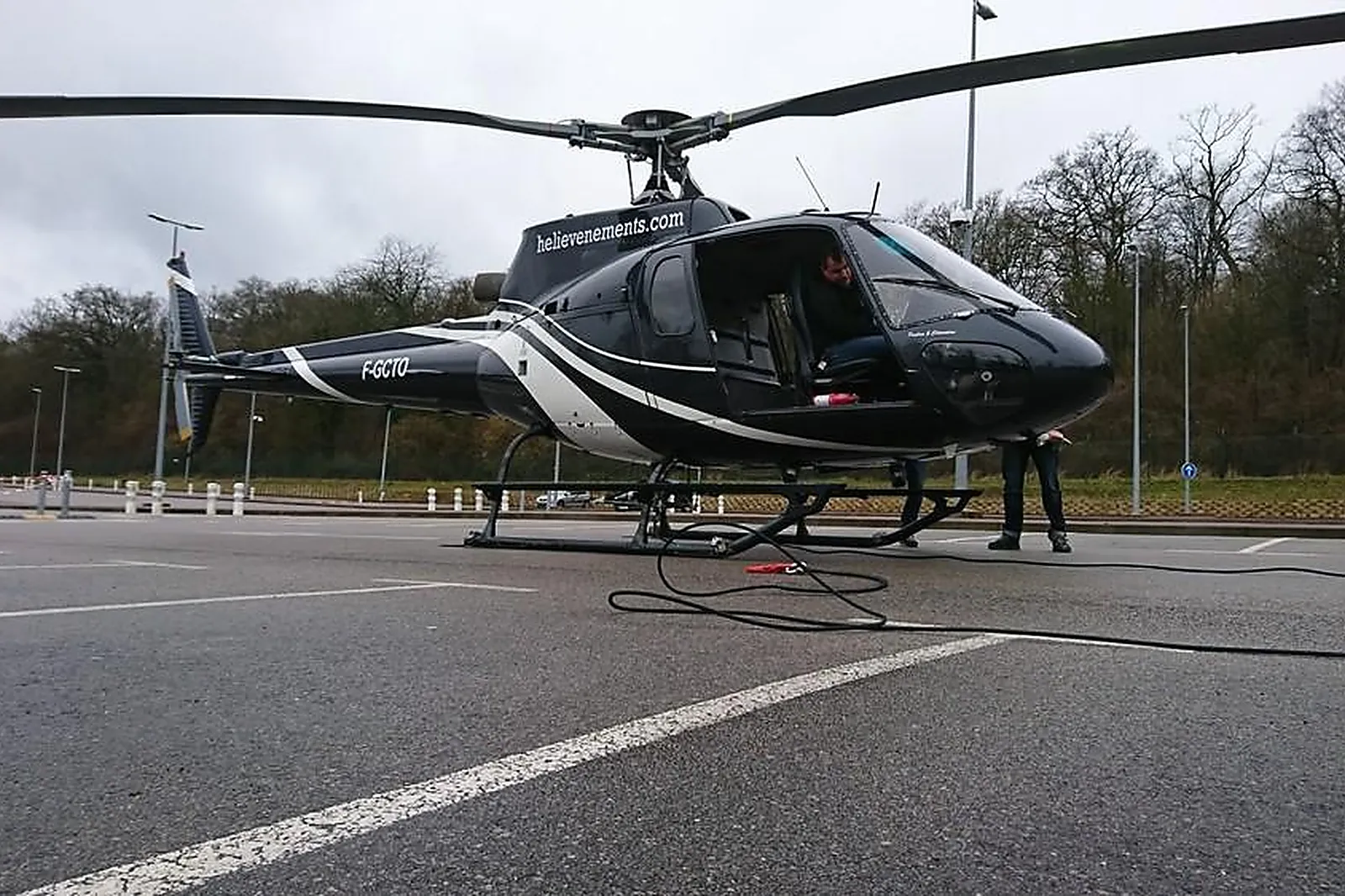 Normandie, VÉHICULES DE PRESTIGE - BOOS (SEINE-MARITIME) : HELI EVENEMENTS