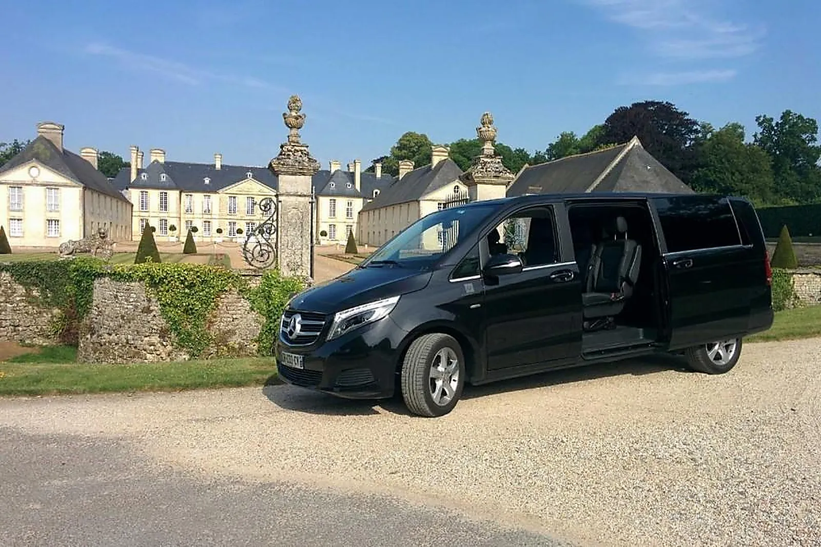 Transfert, VÉHICULES DE PRESTIGE - GRENTHEVILLE (CALVADOS) : LES VOITURES HENRI PAVARD