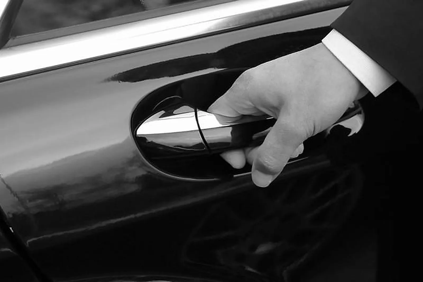 Transfert, VÉHICULES DE PRESTIGE - GUJAN MESTRAS (GIRONDE) : ARCABERLINES