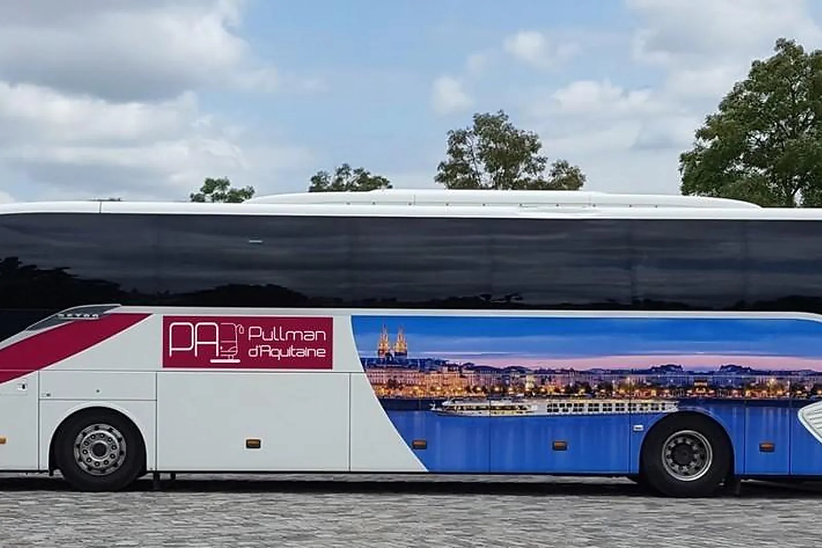 Transfert, VÉHICULES DE PRESTIGE - MERIGNAC (GIRONDE) : PULLMAN D’AQUITAINE
