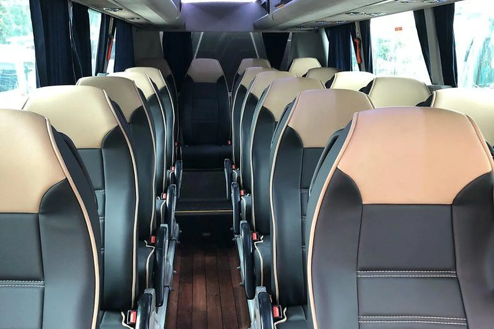 Transfert, VÉHICULES DE PRESTIGE - NOISY-LE-GRAND (SEINE-SAINT-DENIS) : SOUMMANE