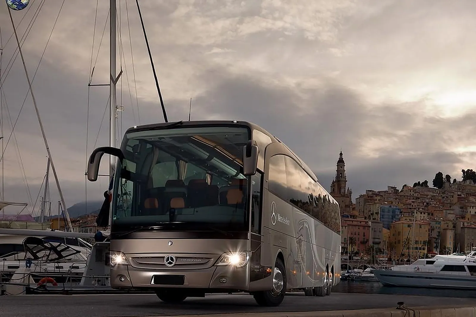 Transfert, VÉHICULES DE PRESTIGE - PARIS (PARIS) : INFINITY LUXE CHAUFFEUR