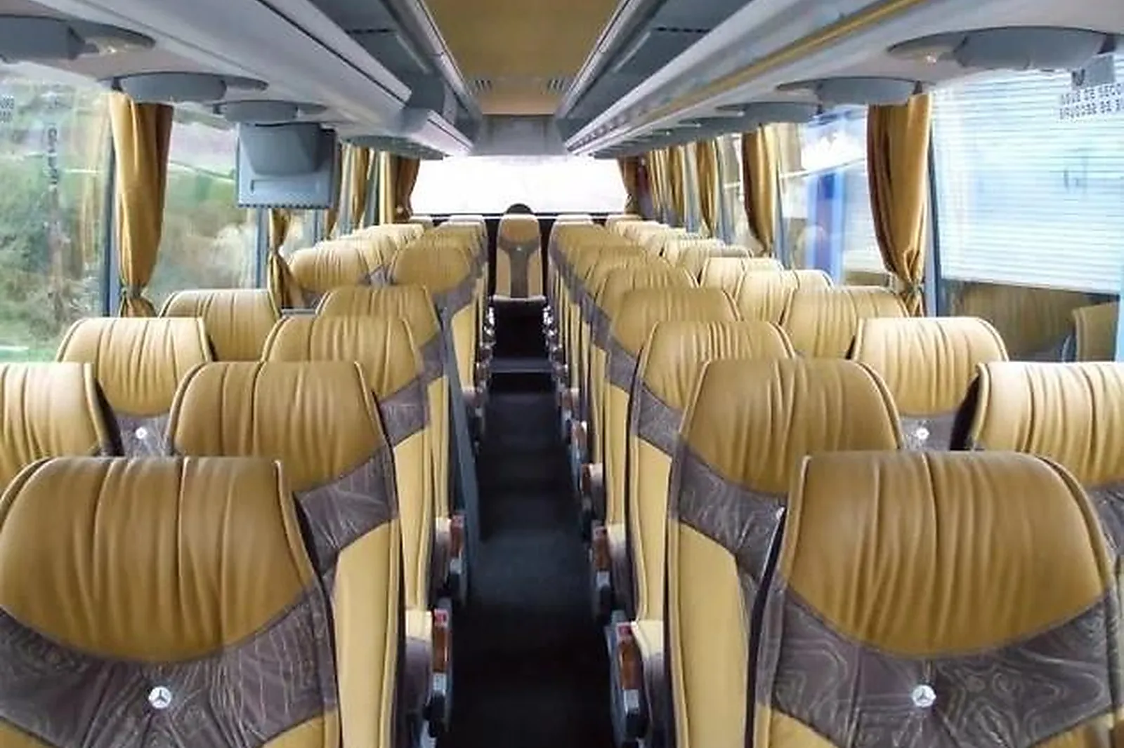 Transfert, VÉHICULES DE PRESTIGE - PARIS (PARIS) : PLANÈTE AUTOCARS