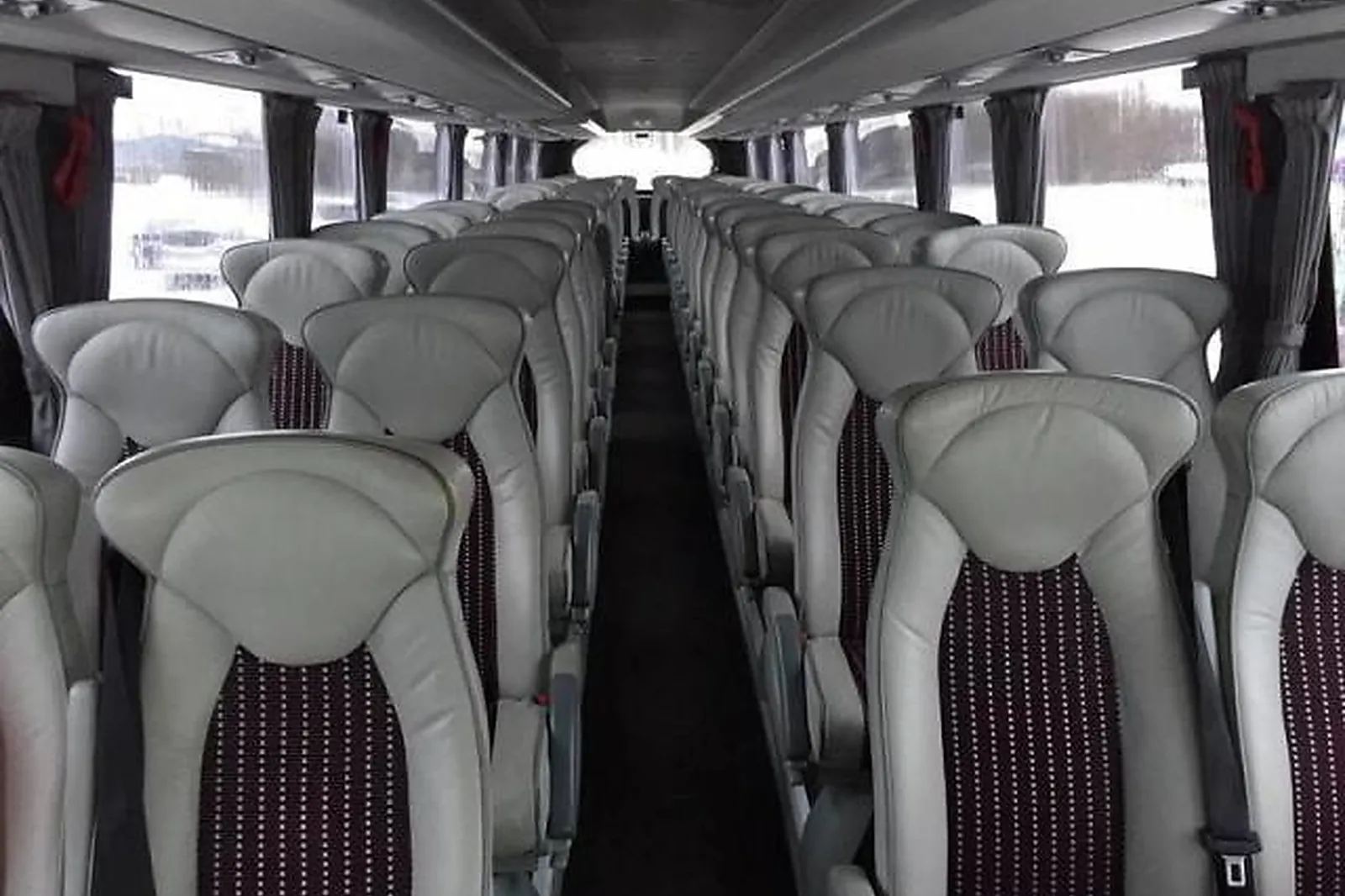 Transfert, VÉHICULES DE PRESTIGE - PARIS (PARIS) : PLANÈTE AUTOCARS