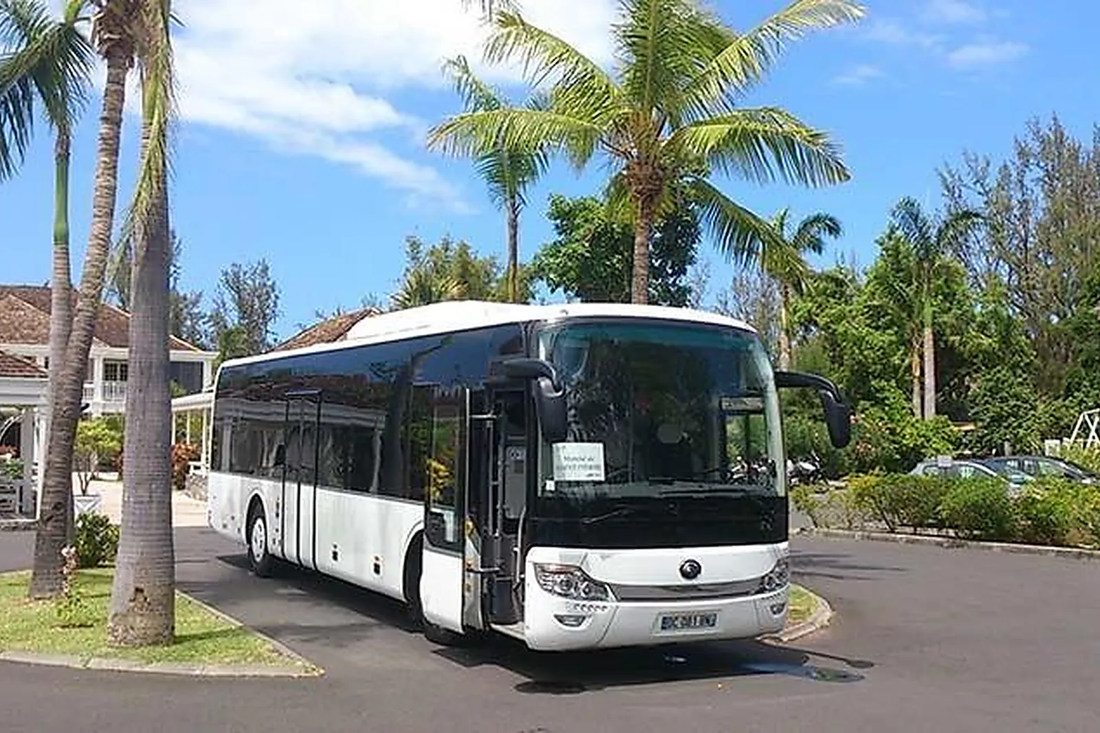 Transfert, VÉHICULES DE PRESTIGE - SAINTE-MARIE (LA RÉUNION) : MOUTOUSSAMY