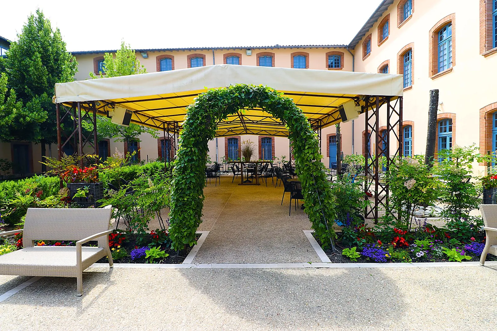 Abbaye, ABBAYE DES CAPUCINS HÔTEL-SPA-RESORT