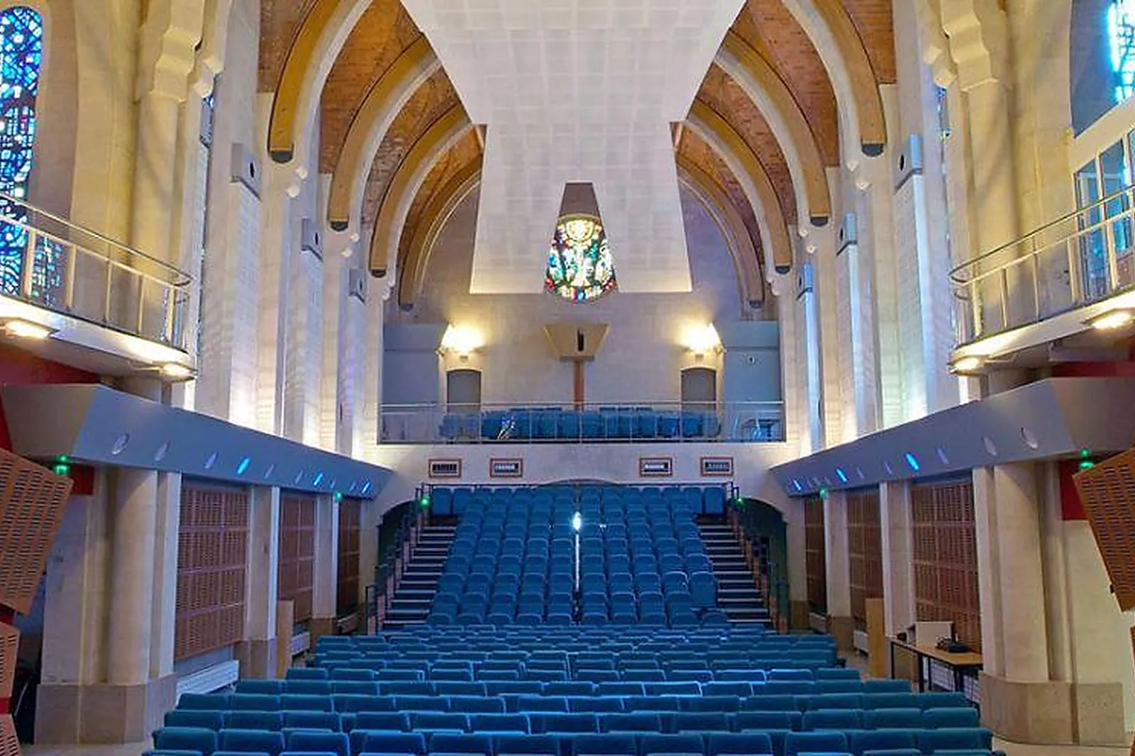 Aquitaine-Limousin-Poitou-Charentes, AGORA DU HAUT-CARRE - UNIVERSITE DE BORDEAUX