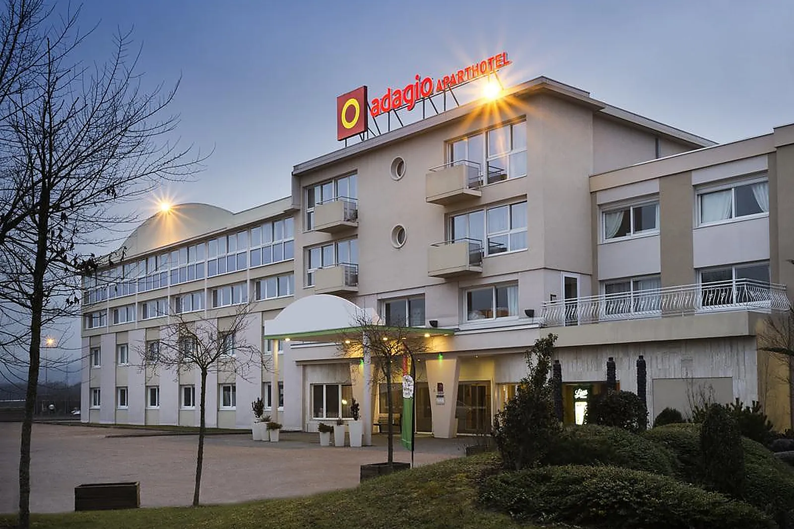 Hôtel, APARTHOTEL ADAGIO GENÈVE SAINT-GENIS-POUILLY