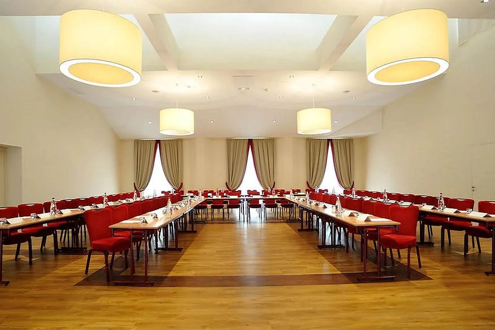 Lieux événementiels, AQUABELLA HÔTEL & SPA  - GROUPE PARTOUCHE