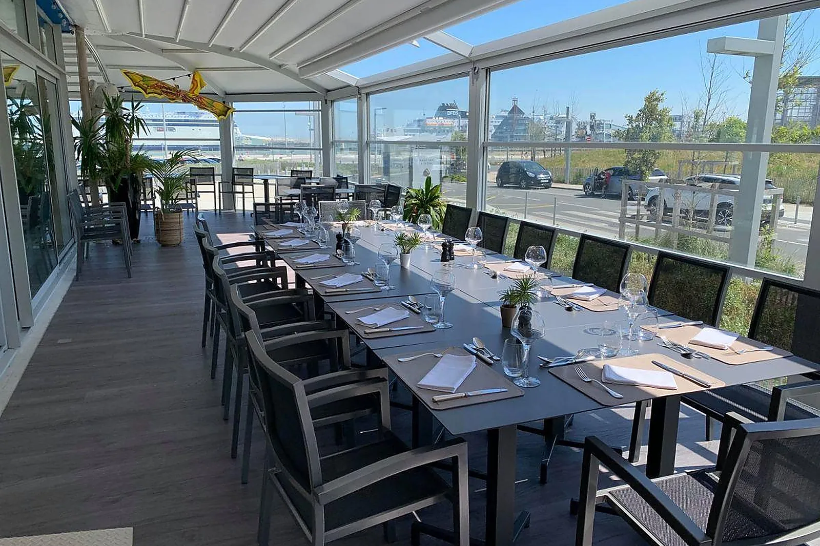 Cafés et Restaurants, AU CÔTE D'ARGENT