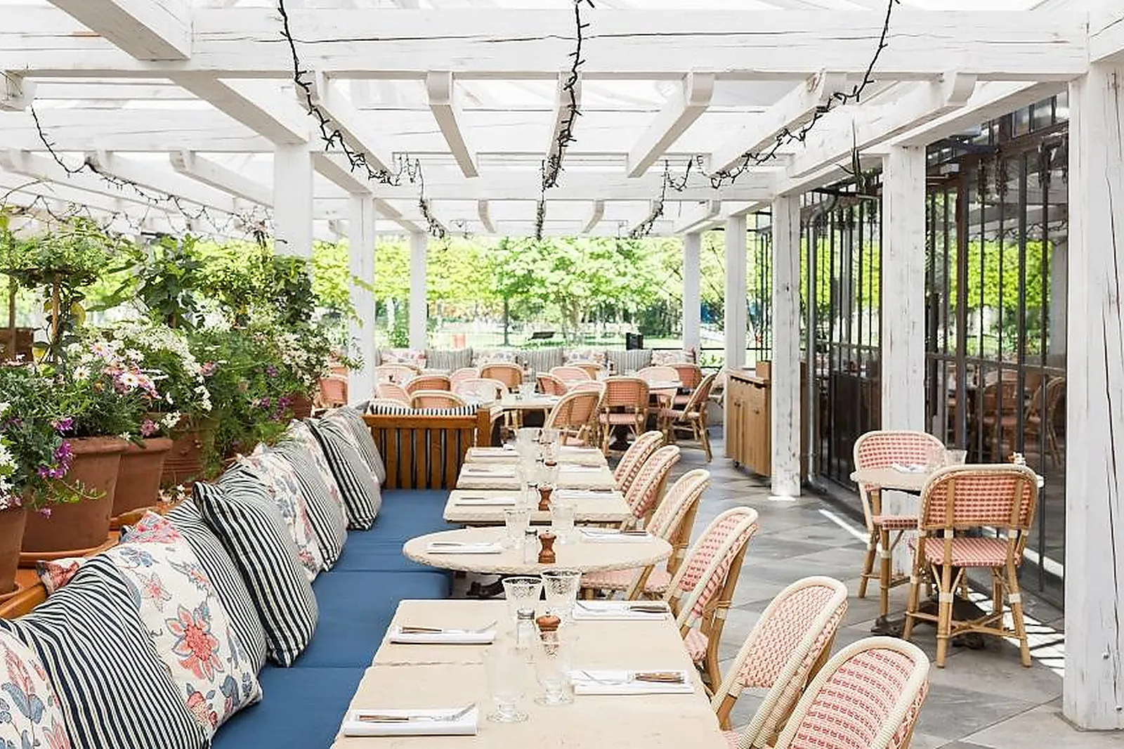 Lieux événementiels, AU RESTAURANT L'ILE