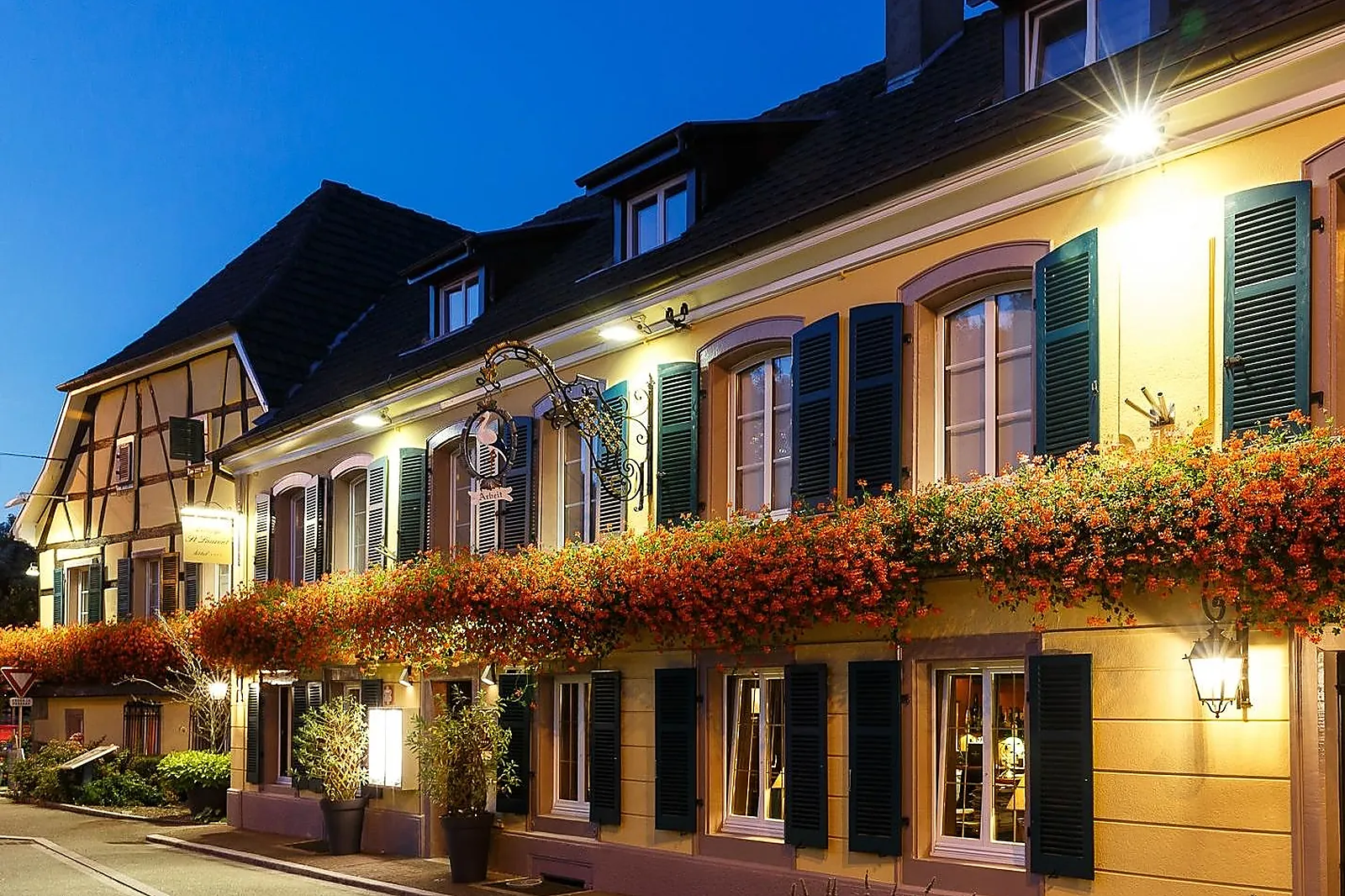 Cafés et Restaurants, AUBERGE ST LAURENT