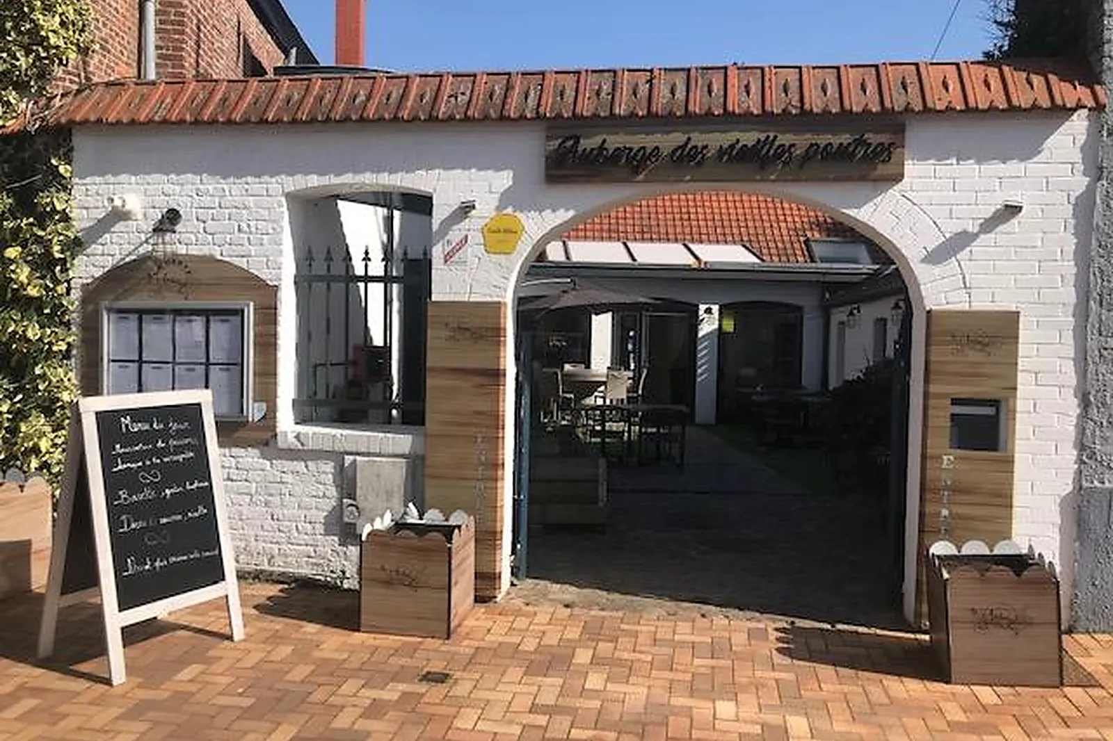 Cafés et Restaurants, AUBERGE DES VIEILLES POUTRES