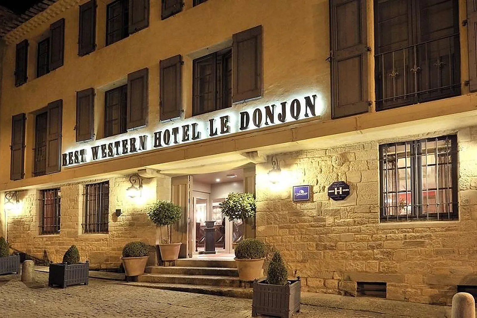 Lieux événementiels, BEST WESTERN HÔTEL LE DONJON