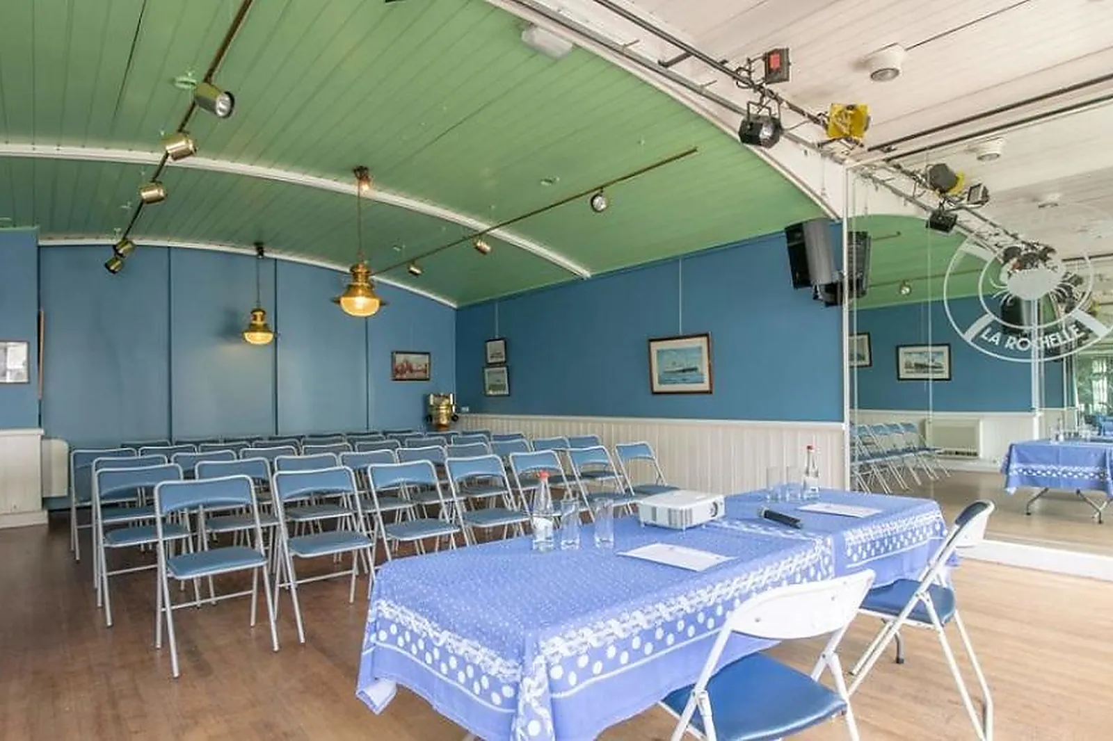 Lieux événementiels, BAR ANDRÉ