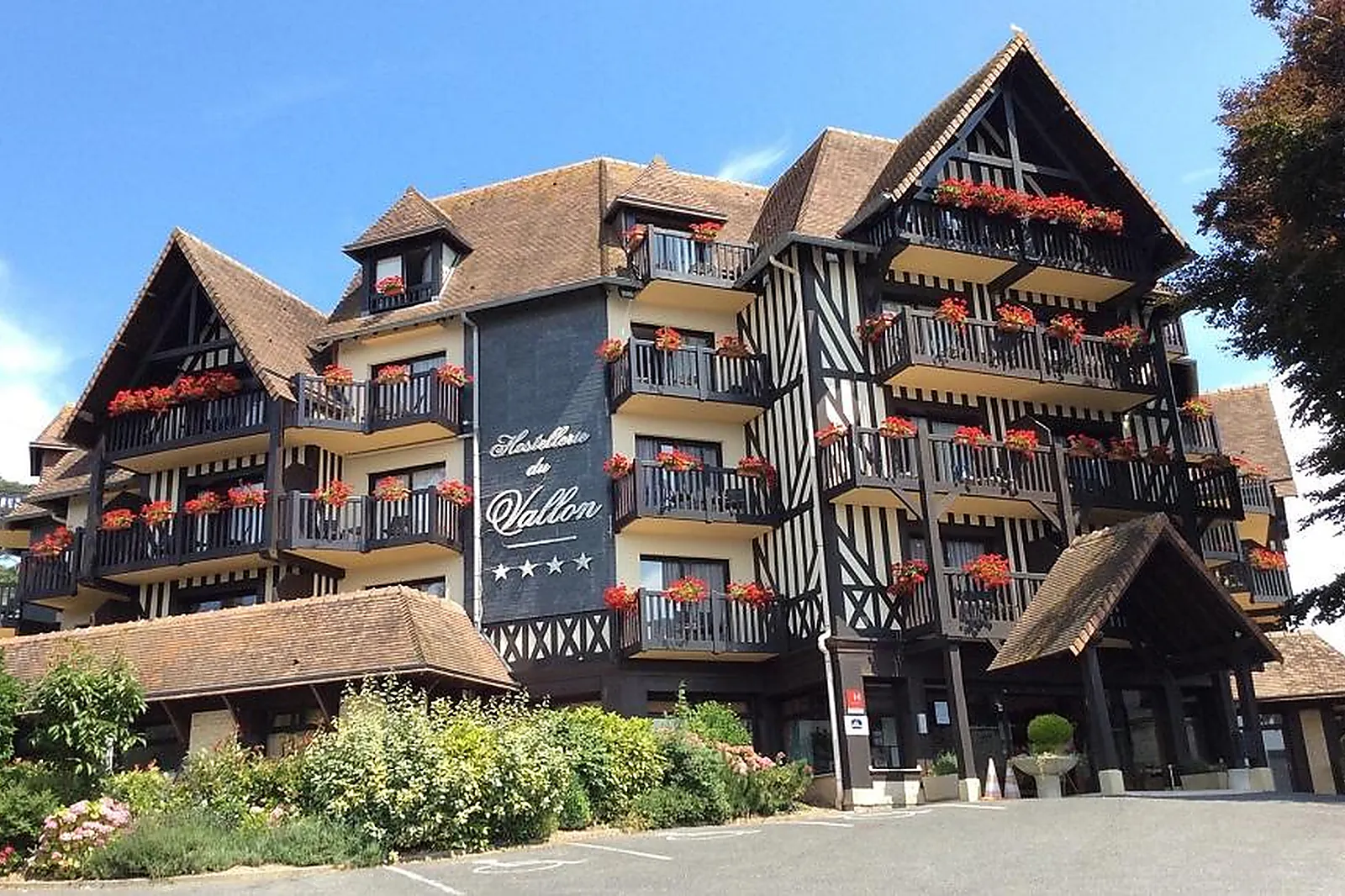 Hôtel, BEST WESTERN HOSTELLERIE DU VALLON