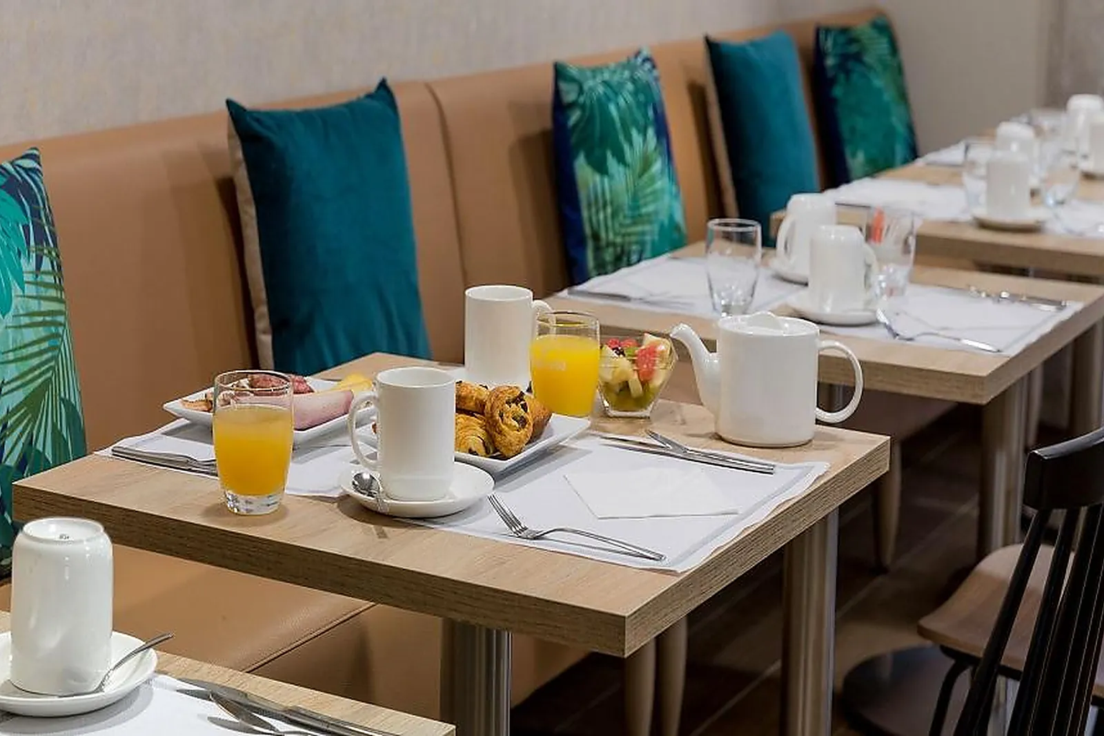 Lieux événementiels, BEST WESTERN HÔTEL LA PORTE DES CHÂTEAUX