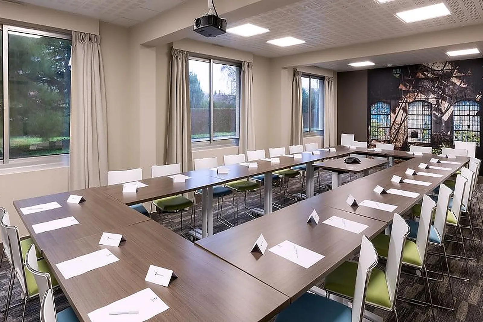 Lieux événementiels, BEST WESTERN HÔTEL LA PORTE DES CHÂTEAUX