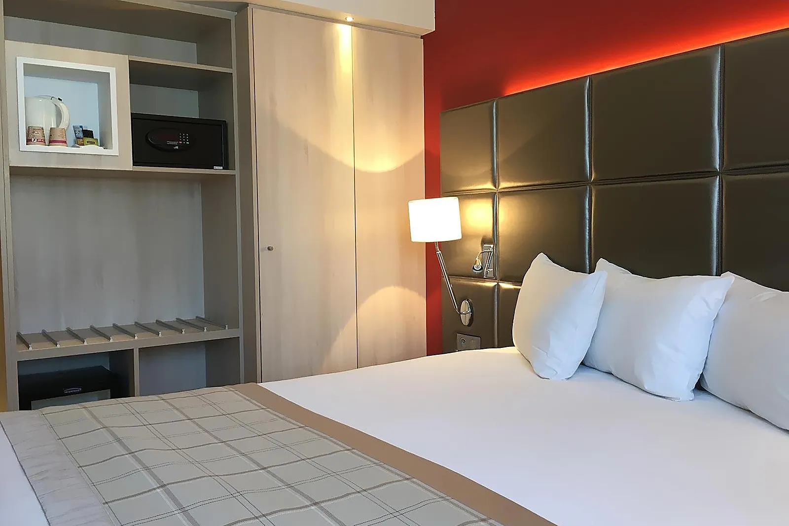 Lieux événementiels, BEST WESTERN HÔTEL LE LAVARIN