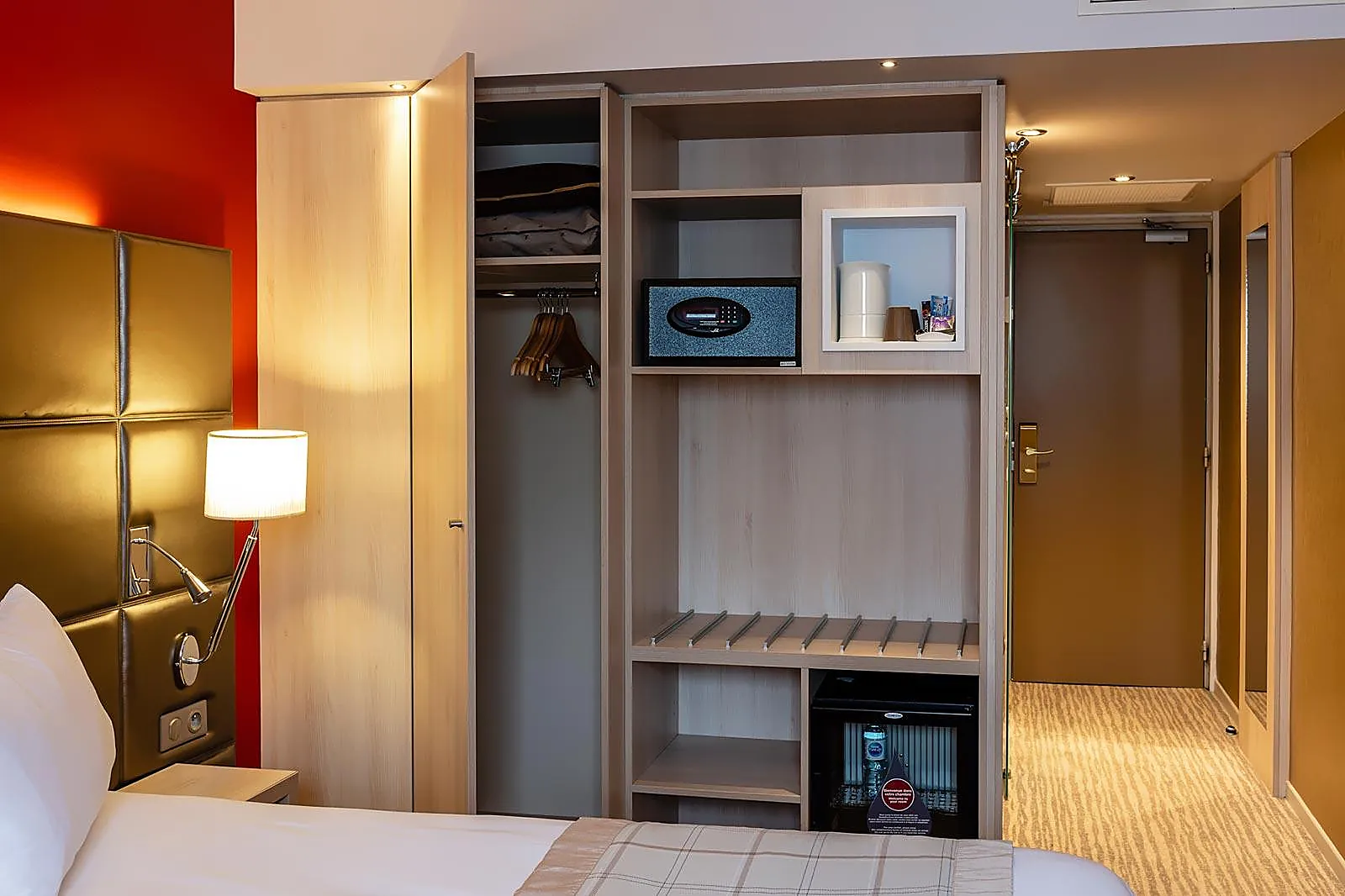 Lieux événementiels, BEST WESTERN HÔTEL LE LAVARIN